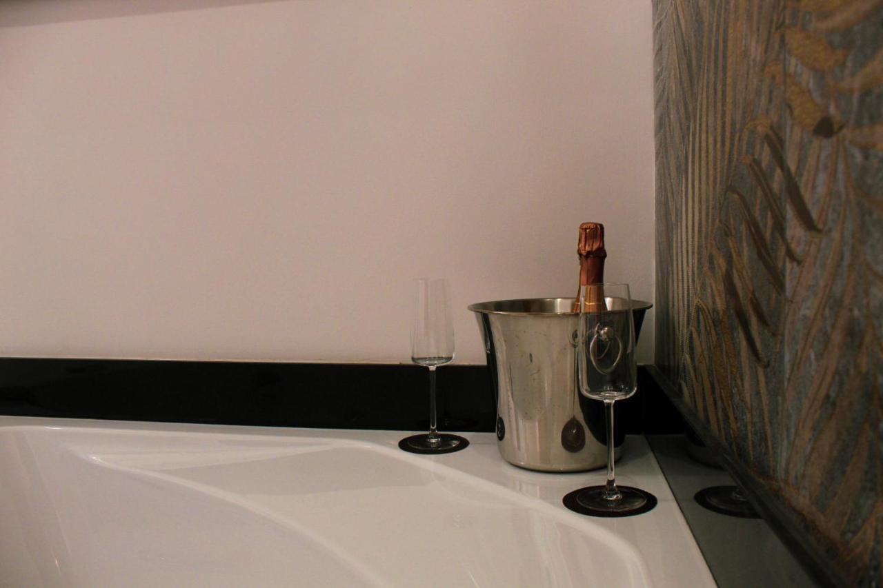 Lion Luxury Rooms Roma Eksteriør bilde